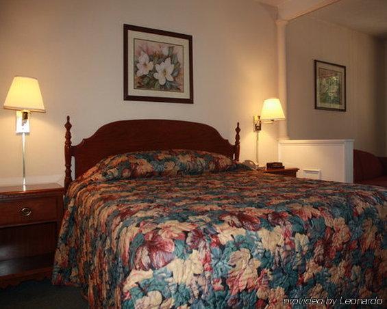 Live In Lodge Gainesville Room photo