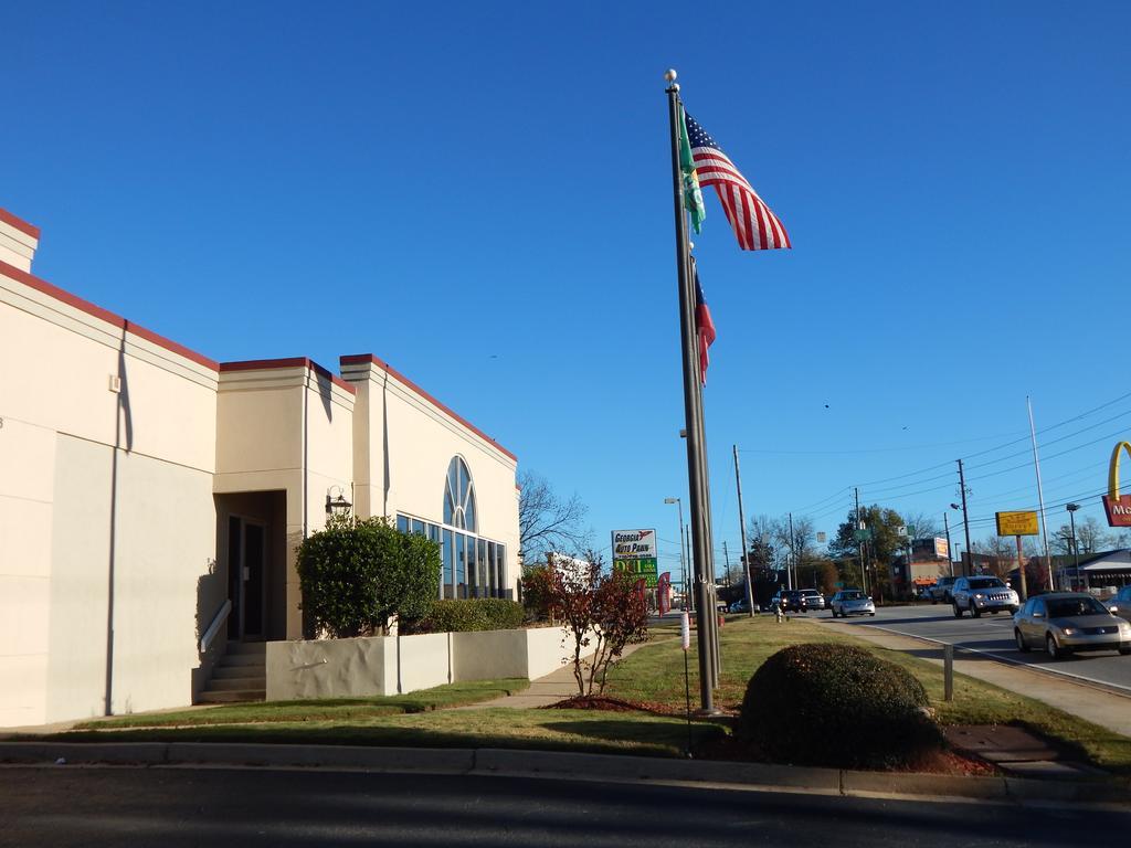 Live In Lodge Gainesville Exterior photo